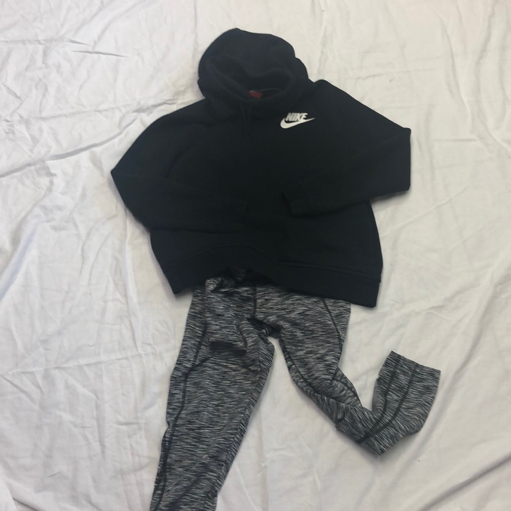 Nike Funnel neck hoodie